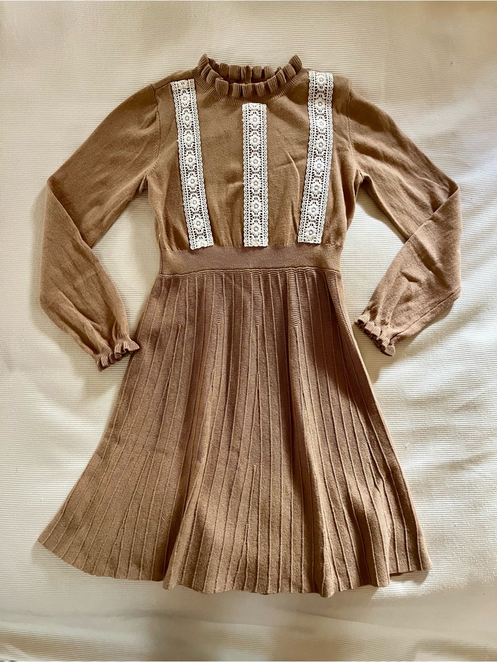 Girls Janie and Jack Brown Knit Dress with White Lace Trim, size 10